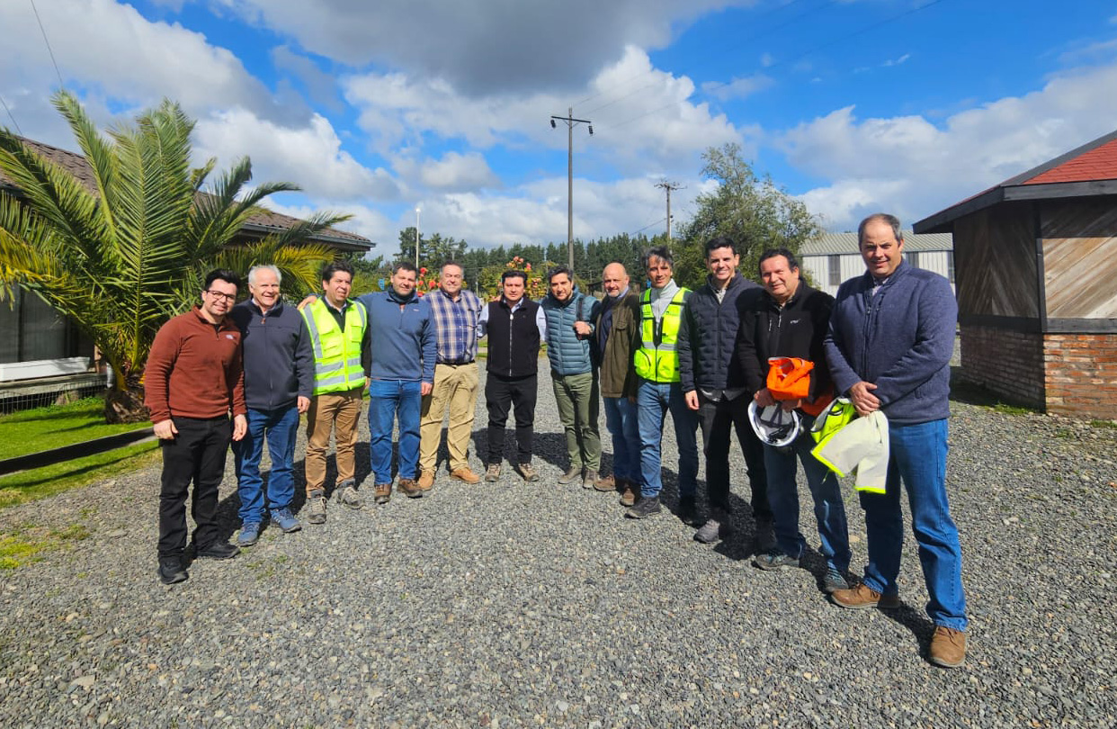 Pymemad se reúne con ejecutivos de CMPC en Los Ángeles para fortalecer encadenamiento productivo con Pymes Madereras