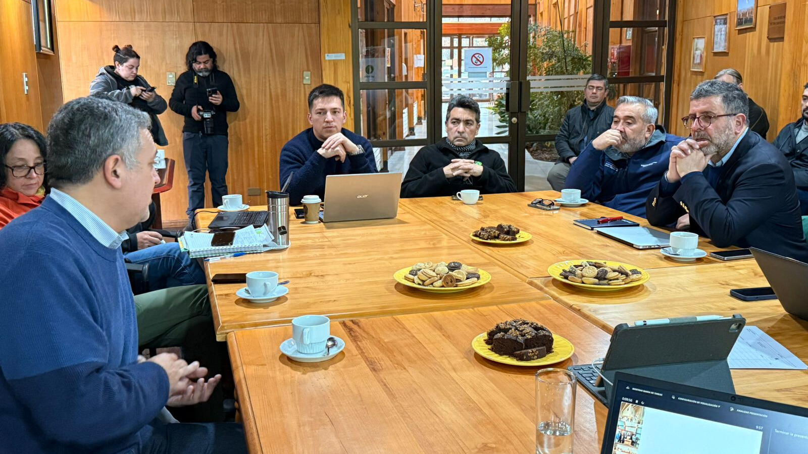 PymeMad participa activamente en Mesa de Fomento a la Industria Forestal en Valdivia