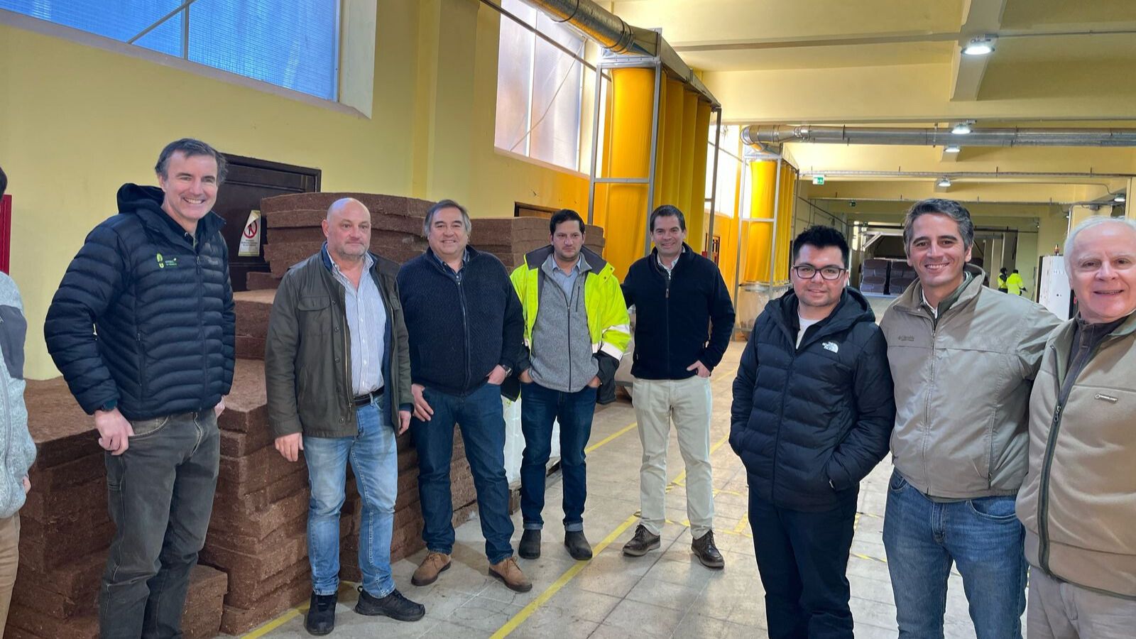PymeMad Nacional y CMPC fortalecen alianza en encuentro sobre innovación y oportunidades para PyMEs madereras